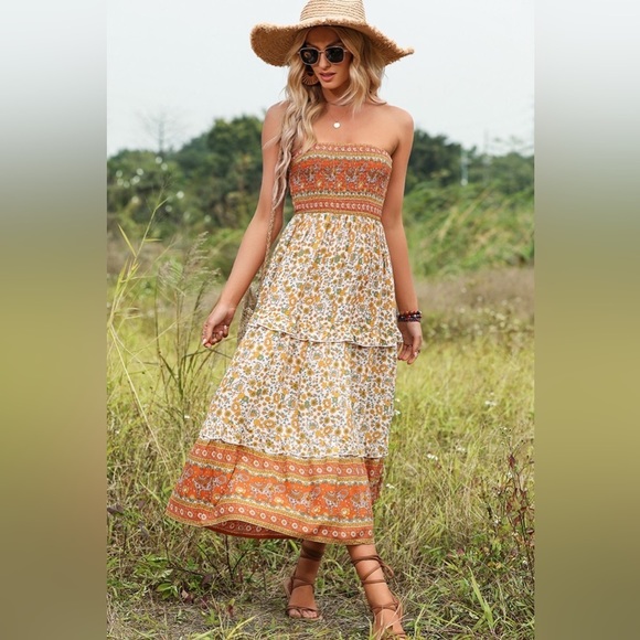 Moon Dance Strapless Dress - Picture 3 of 4